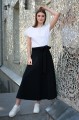 Czarna spódnica MIDI rozkloszowana OKEE (5).jpg