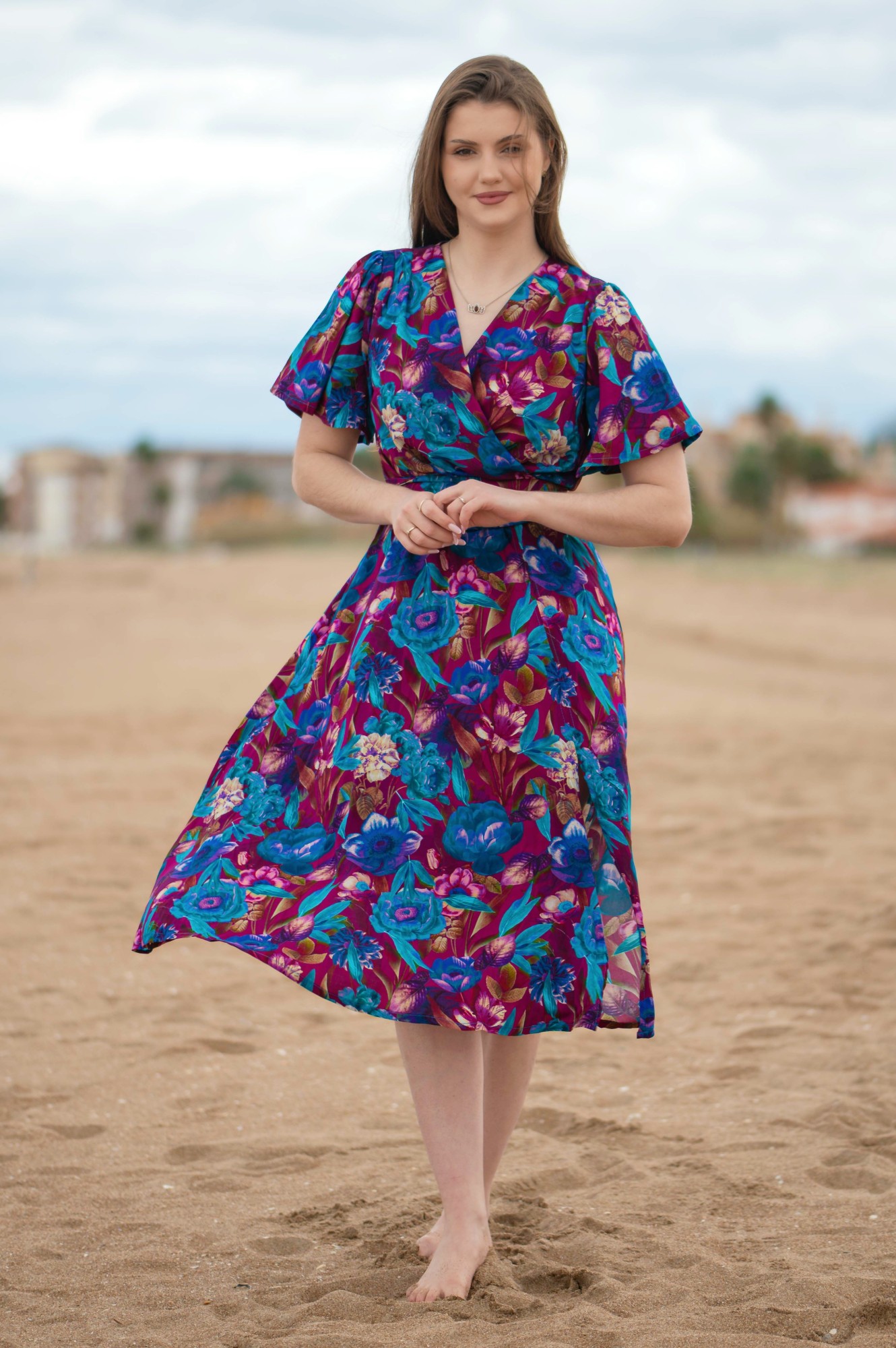 Sukienka taliowana MIDI rękaw klosz - Purple evening