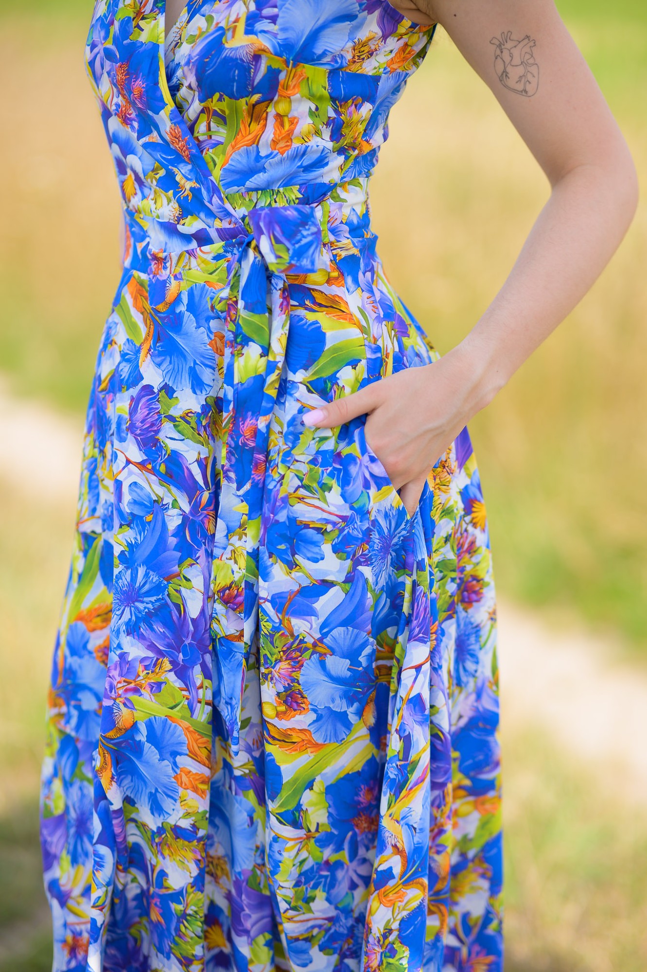 T-shirt wiskozowy - Chabrowy ogród