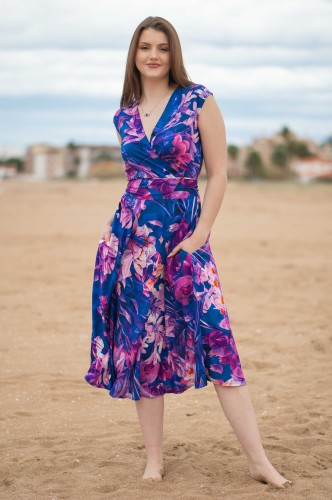 Wiskozowa sukienka MIDI w kwiaty - OKEE (27).jpg