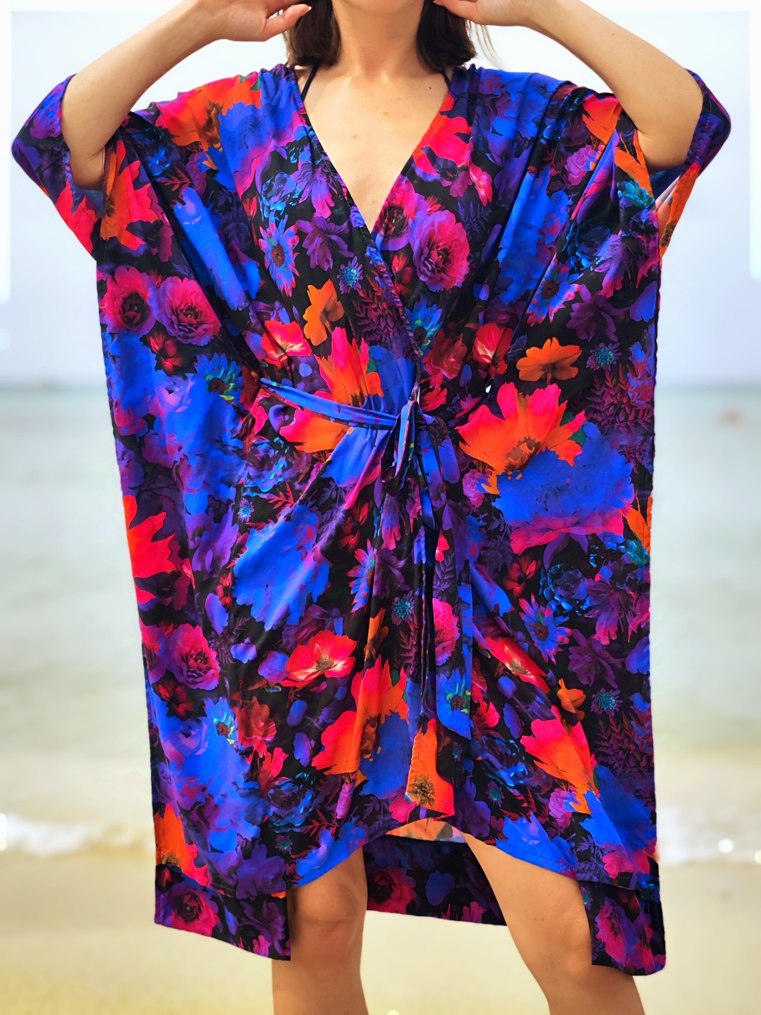 Kimono - Ogniste kwiaty nocą
