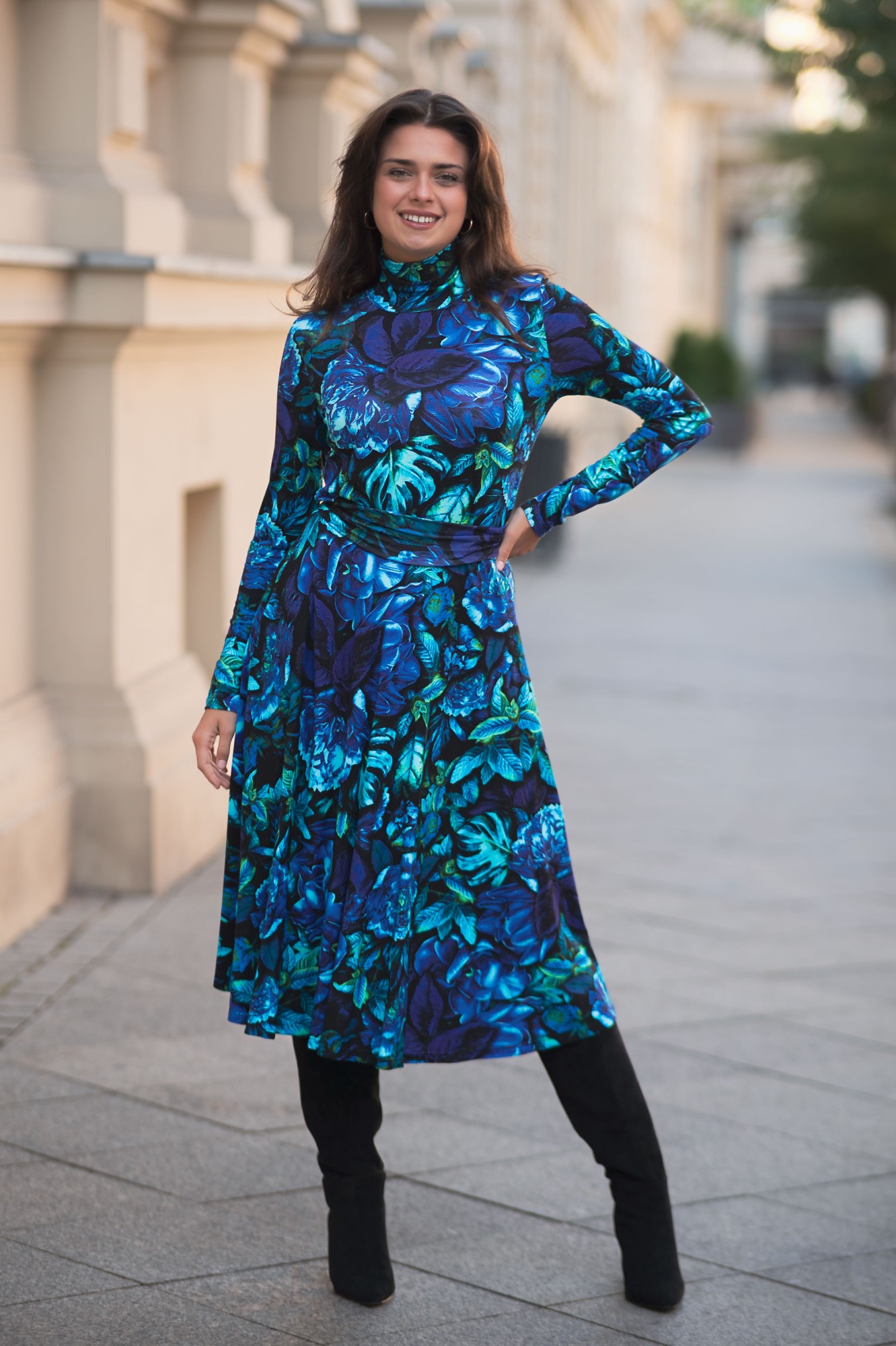 Sukienka wiskozowa z golfem - Blue rapsody