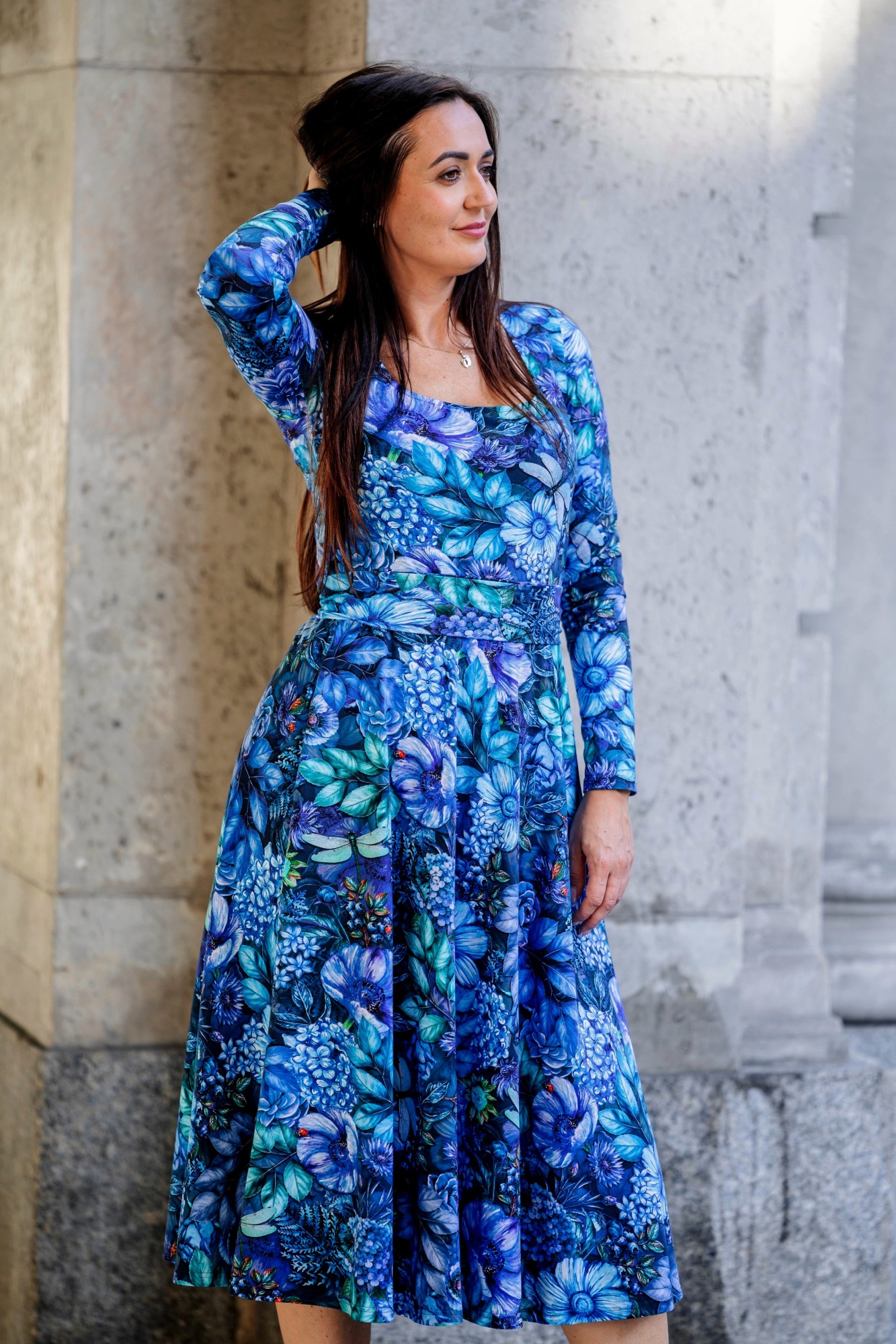 Sukienka bawełniana dekolt karo - Aqua blue