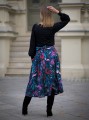 Kolorowa bawełniana spódnica MIDI w kwiaty - OKEE (48).jpg